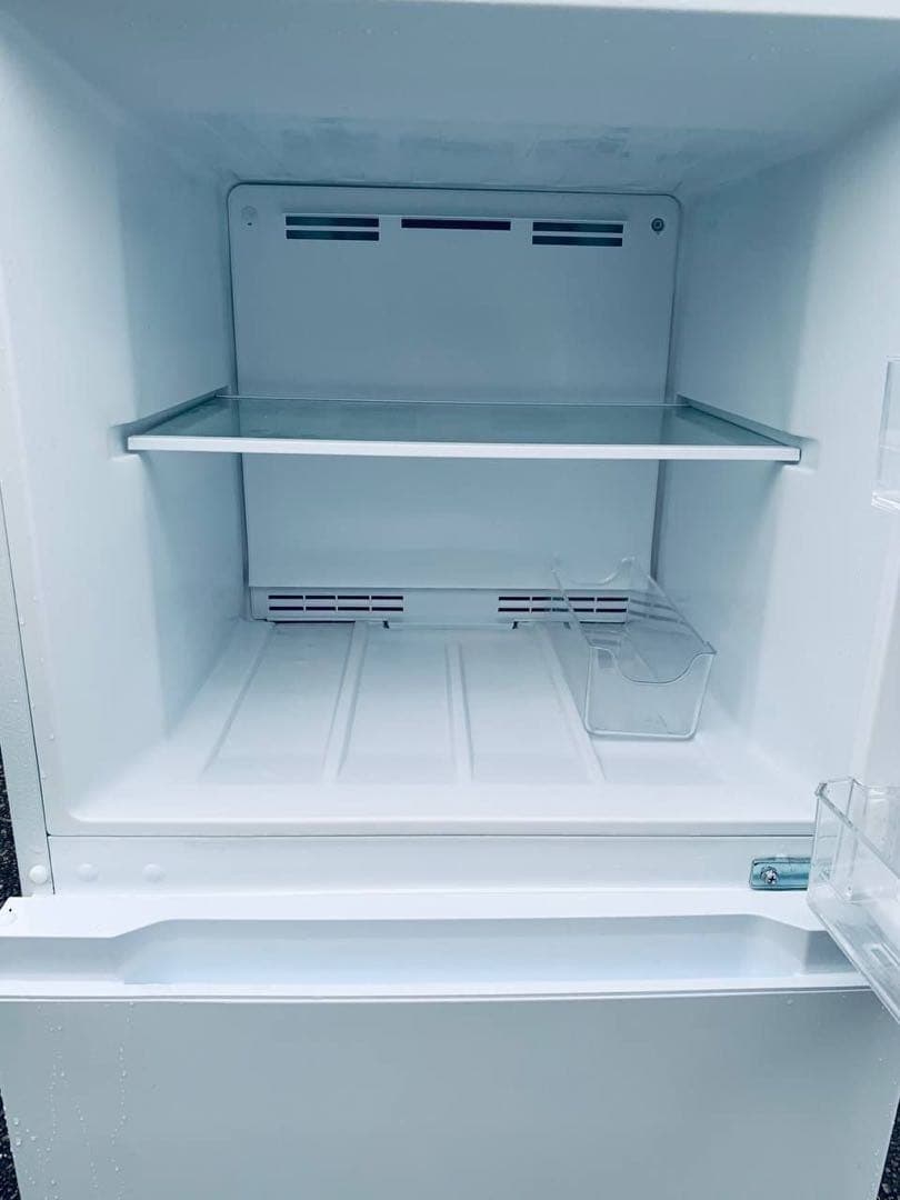 ♦ワールプールジャパン ノンフロン冷凍冷蔵庫【2022年製】YRZ-F23H1