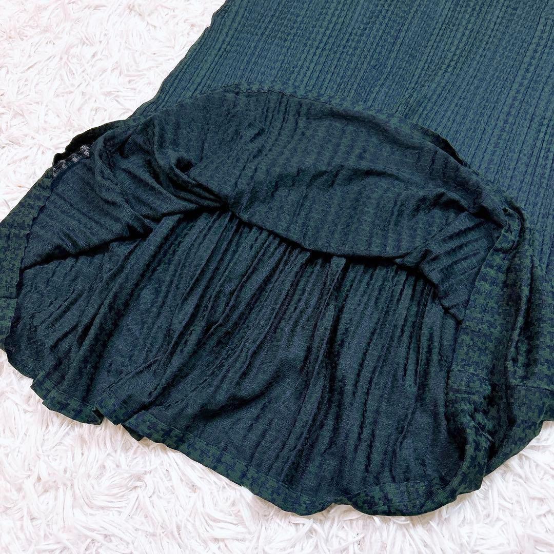 PLEATS PLEASE ワンピース 総柄　ハイネック グリーン　サイズ3