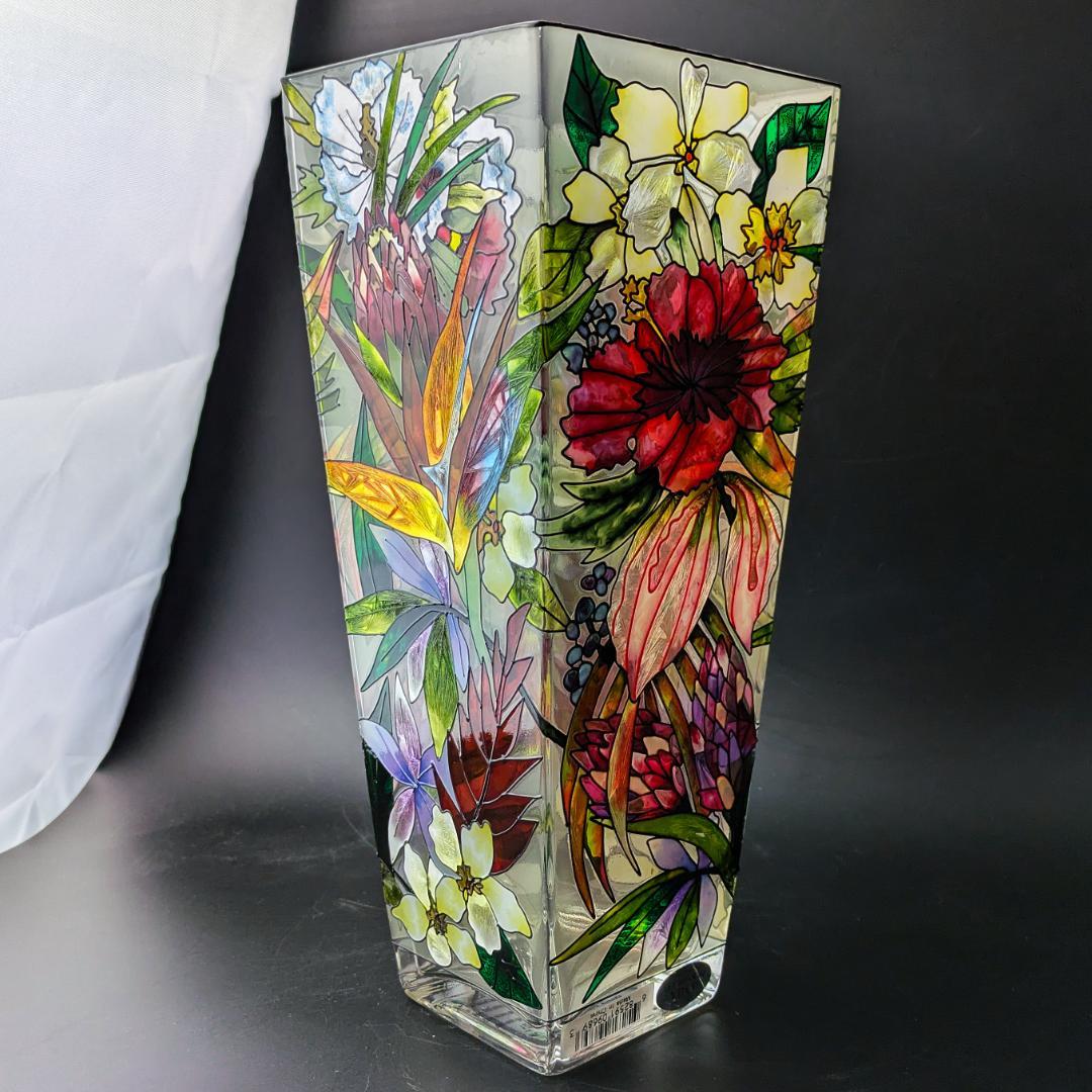 廃盤Amia製 手描き花柄ガラス花瓶 ステンドグラス風 明るいインテリアに