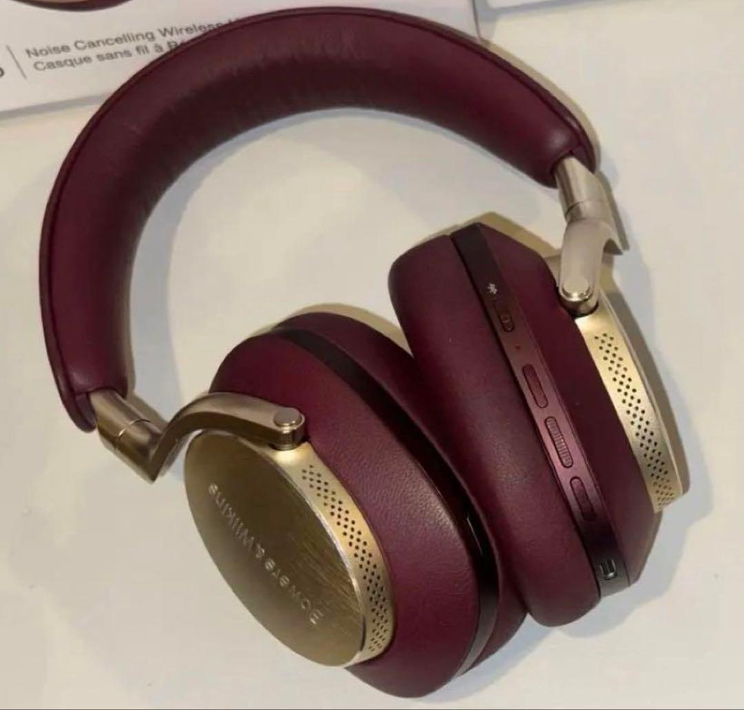 Bowers & Wilkins Px8 ワインレッドカラー