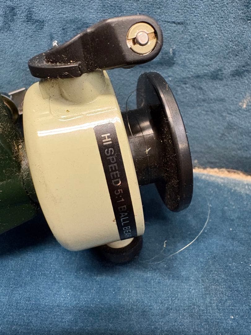 h*3様 ABU Cardinal 33 スピニングリール