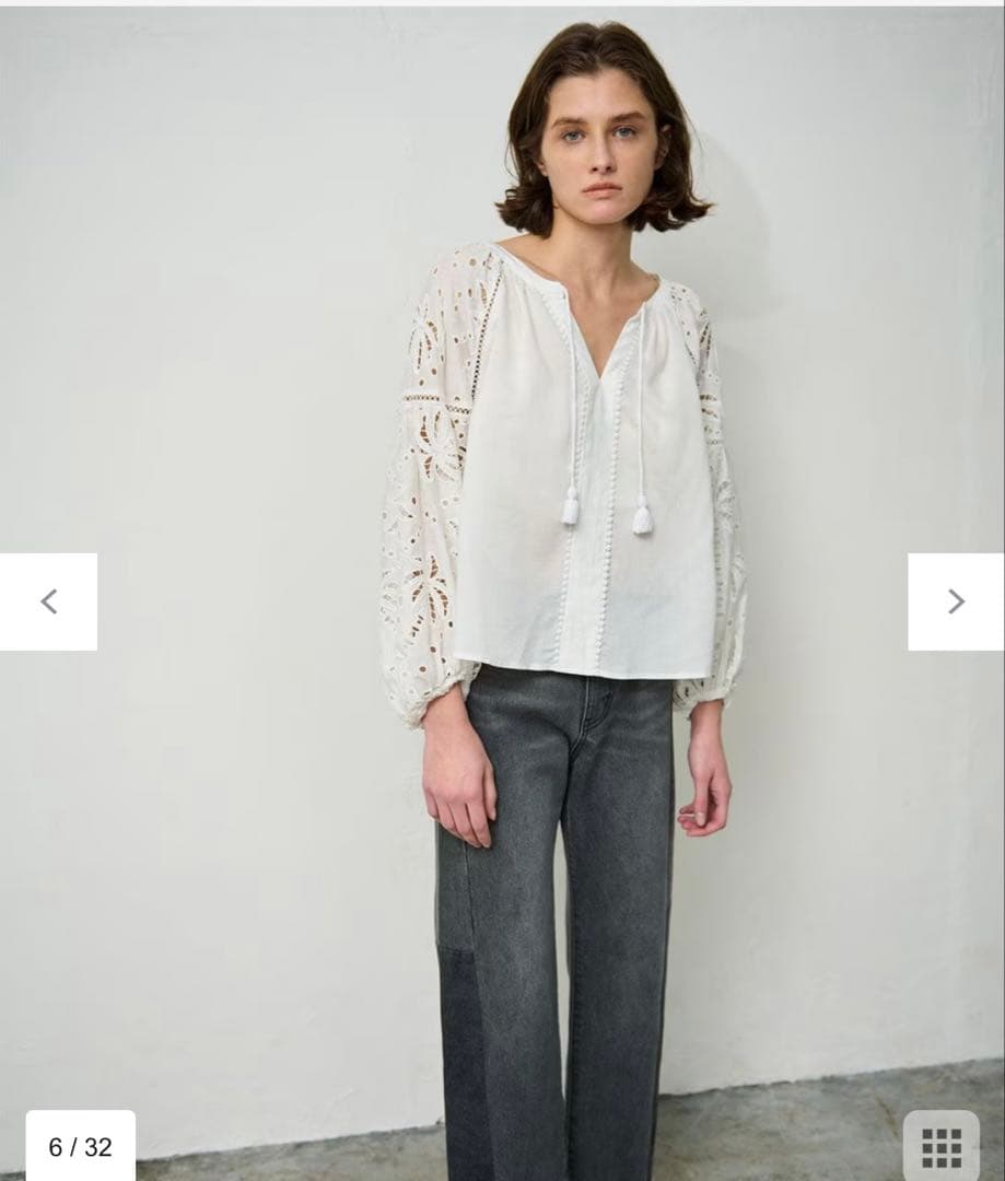 ハ*可様 新品グレースコンチネンタル　ヤシ柄カットワークトップ36フリーサイズ