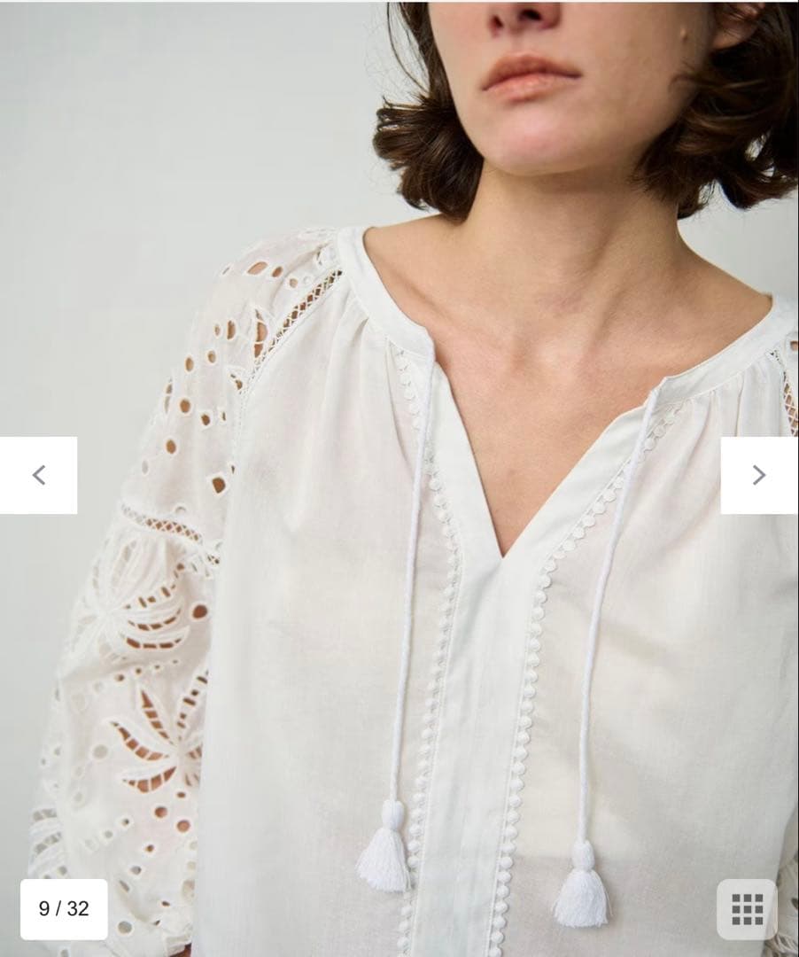 ハ*可様 新品グレースコンチネンタル　ヤシ柄カットワークトップ36フリーサイズ