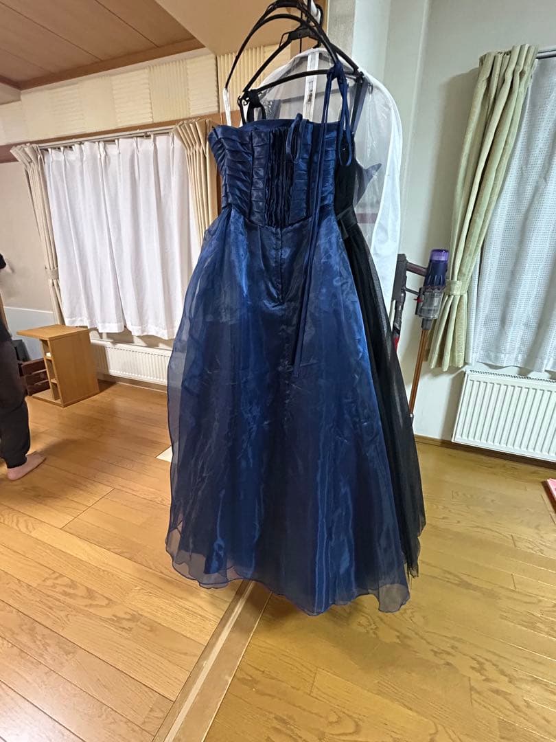 ネイビーブルー　カラードレス