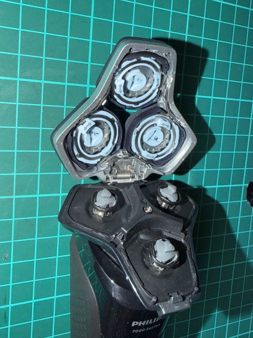 PHILIPS S7886/10 シェーバー / series 7000