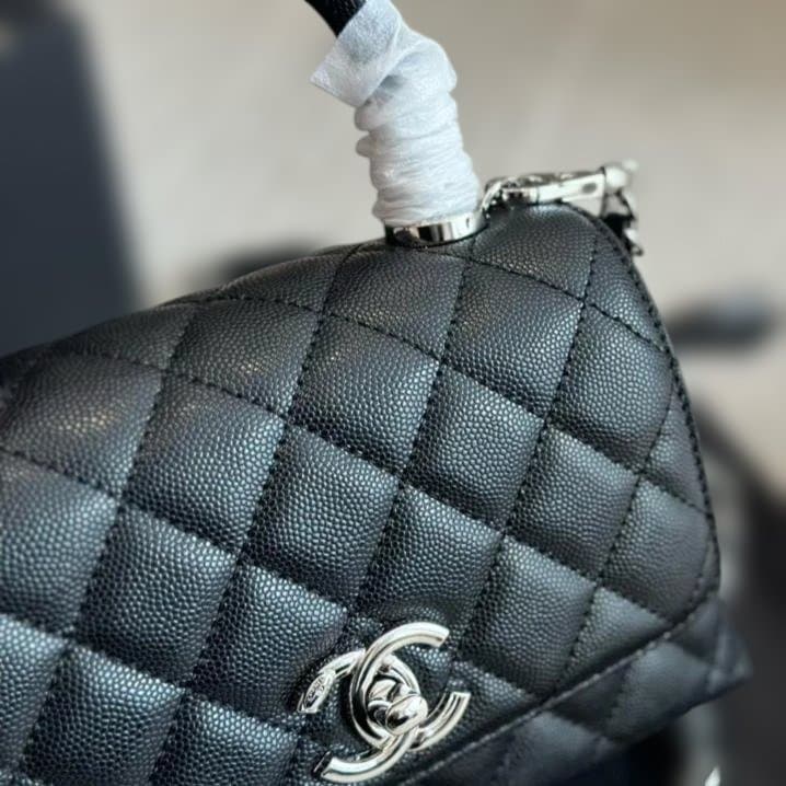 coco handle ブラック キルティング ショルダーバッグ