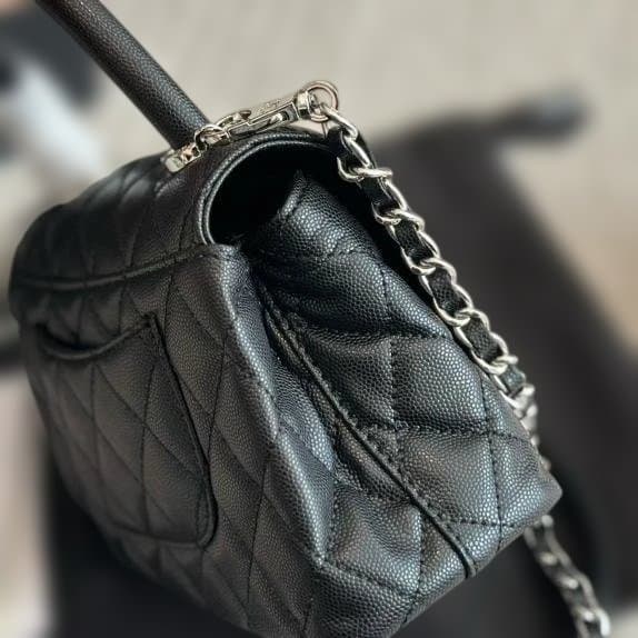 coco handle ブラック キルティング ショルダーバッグ