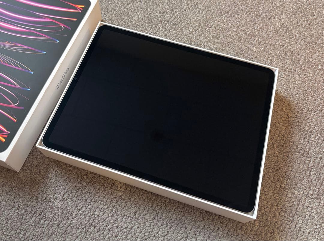 iPad Pro 第6世代 12.9インチ 128GB 充電器付き