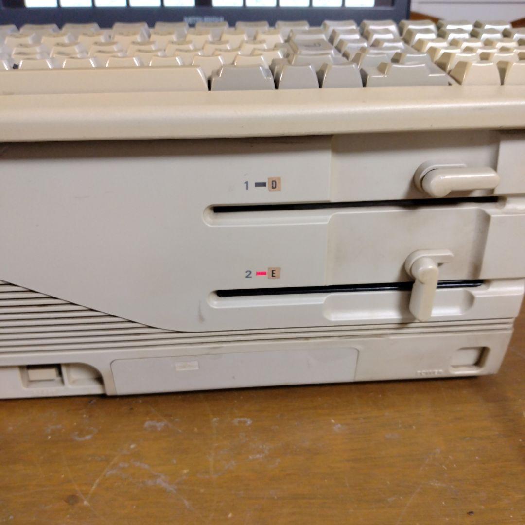■NEC PC-9801RA5本体　ジャンク
