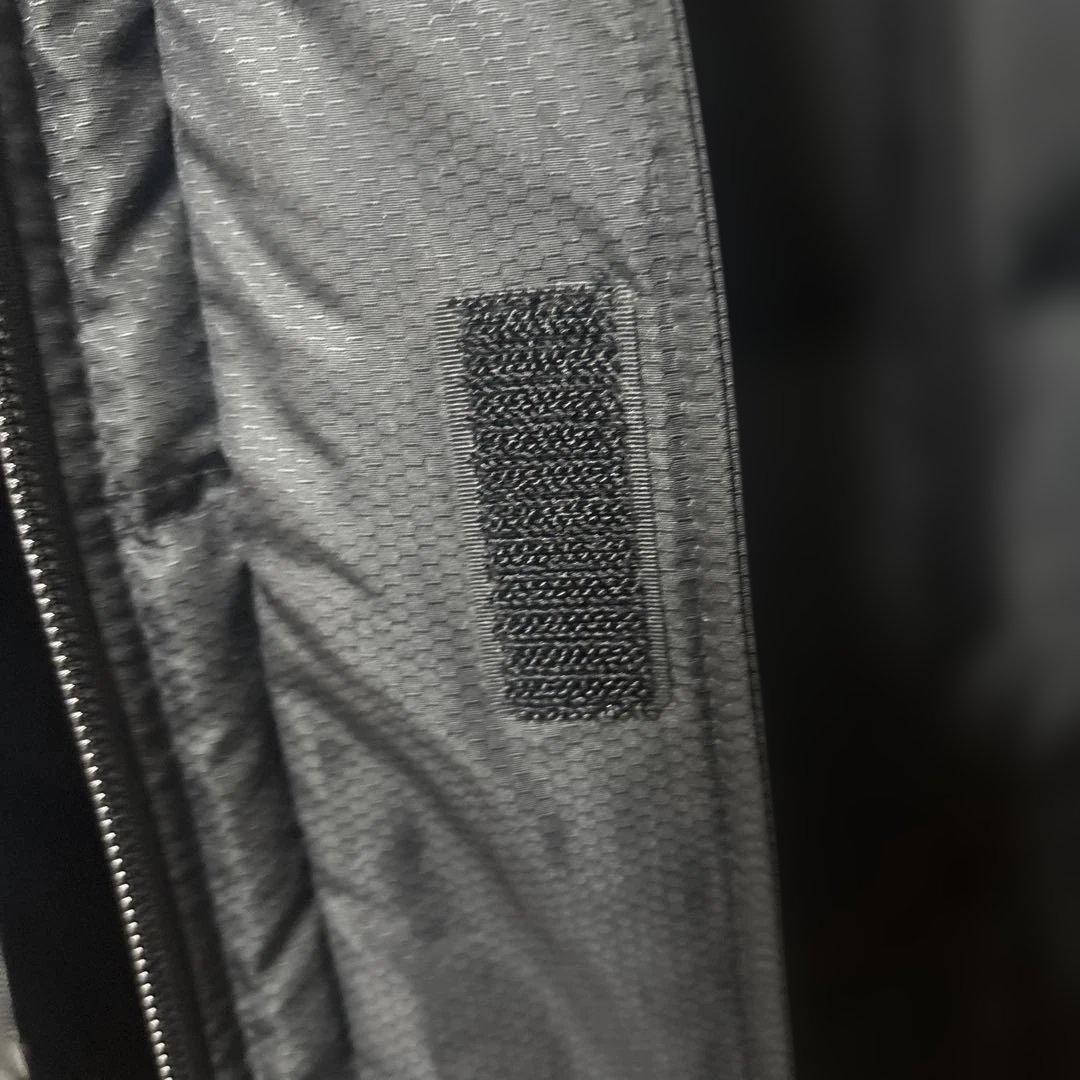 asicsロングダウンジャケット