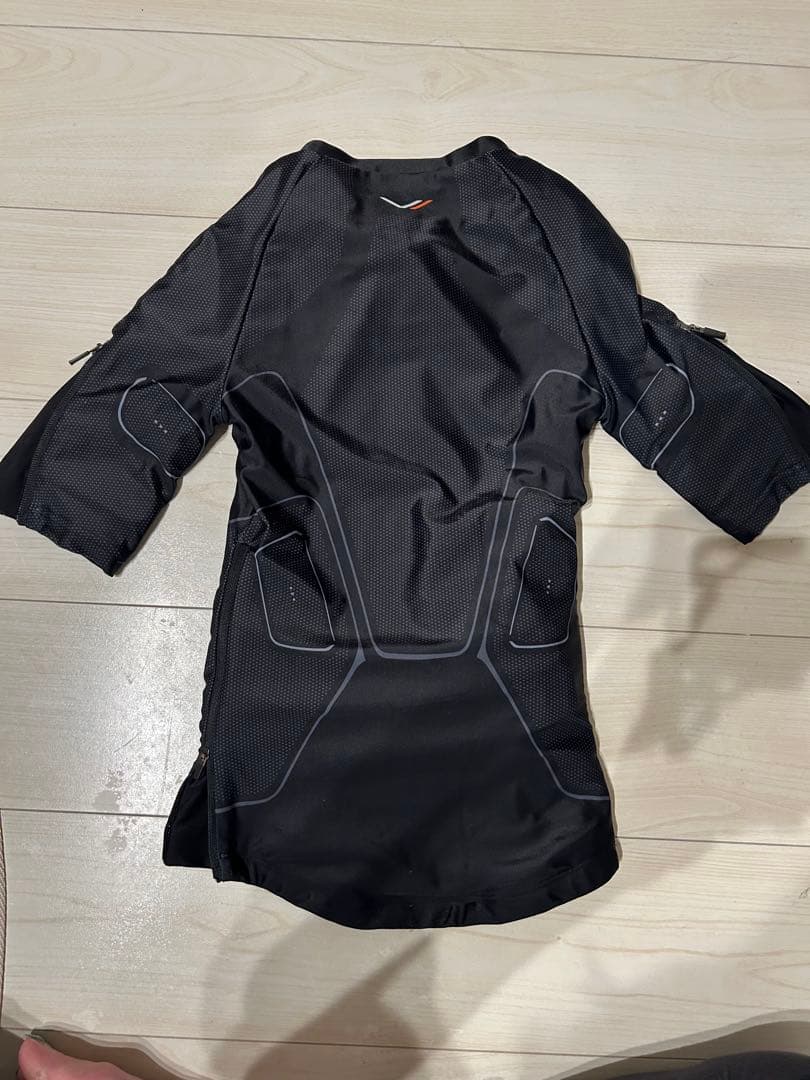 シックスパッド パワースーツ レディース上下Sサイズ お値下げ対応致します