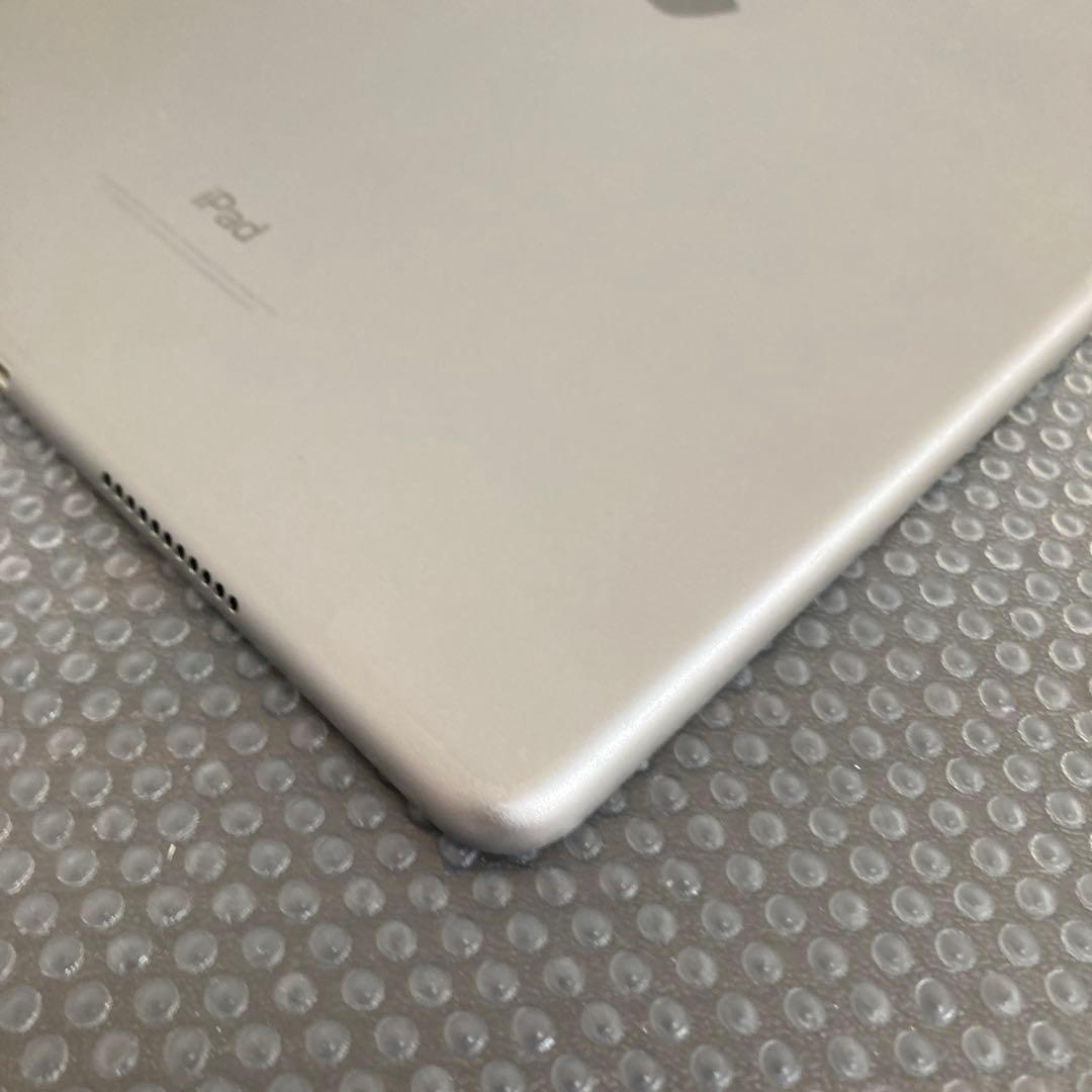 166 電池ほぼ新品☆iPad Pro 256GB 10.5インチ SIMフリー