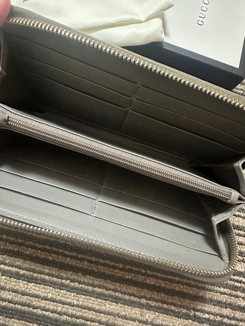 GUCCI グレー 長財布