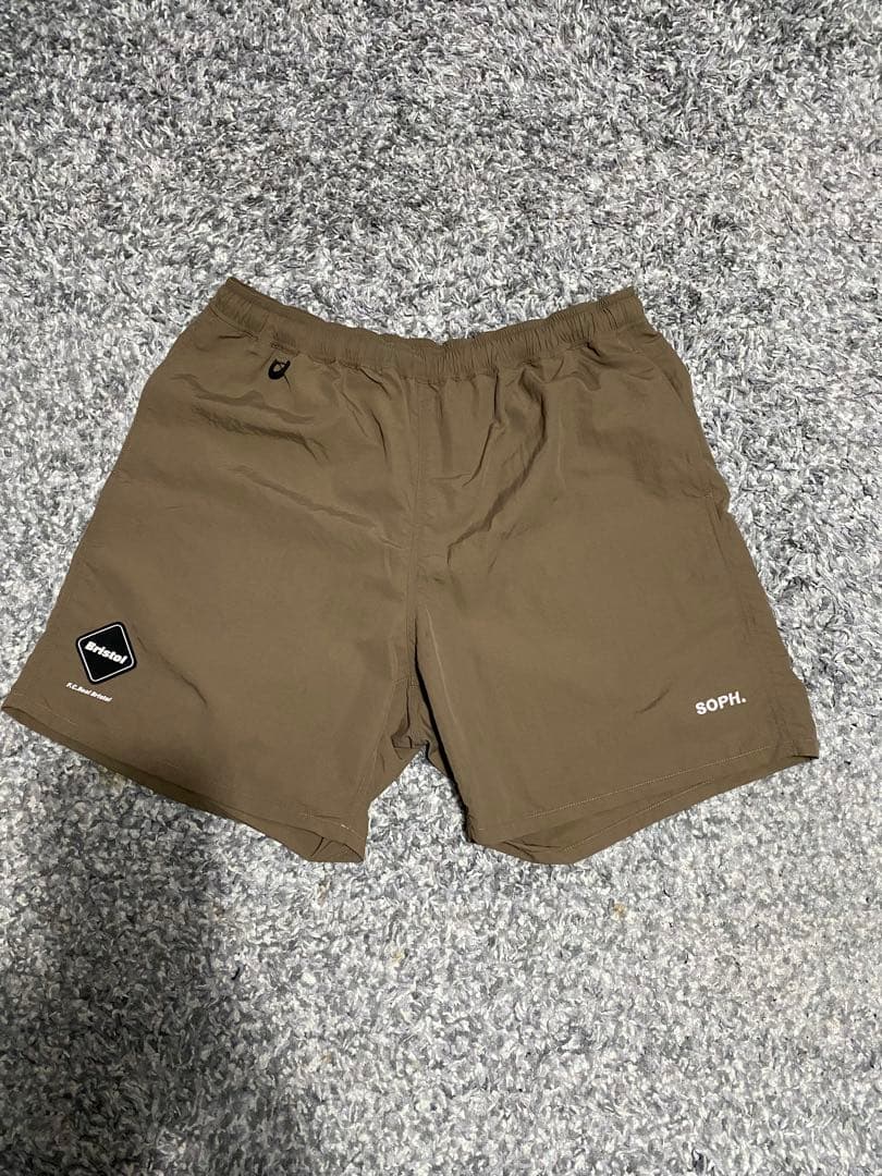 FCRB【極美品】2025 NYLON EASY SHORTS モカ サイズS