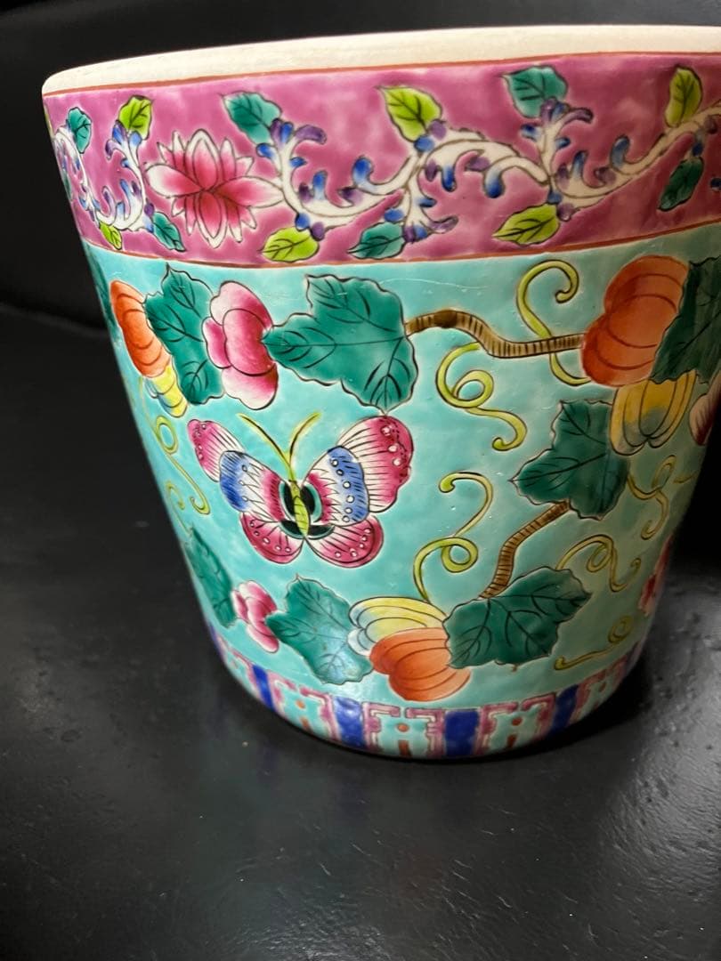 ちゃむです 伊万里手あぶり火鉢、手あぶり火鉢、蝶と花火鉢、メダカ鉢、