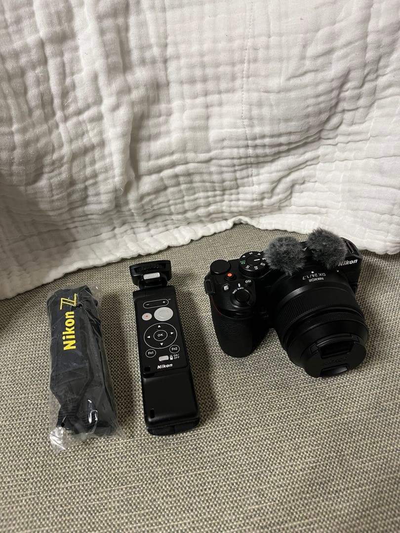 【美品】NikonZ30 ＋単焦点Z DX 24mm f/1.7