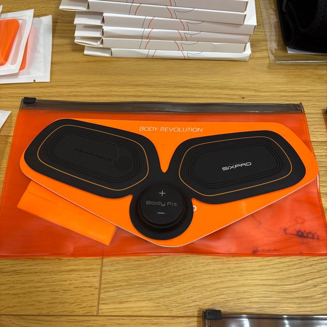 MTG SIXPAD EMSトレーニングデバイス　セット