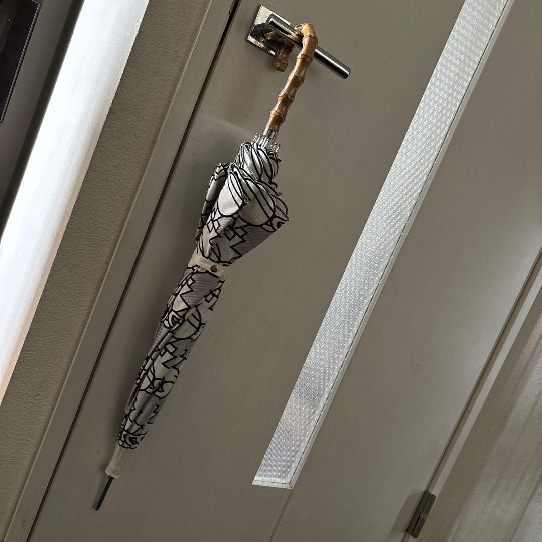 9月10日まで限定価格早い物勝　ヴィヴィアンウエストウッド　傘　オーブ