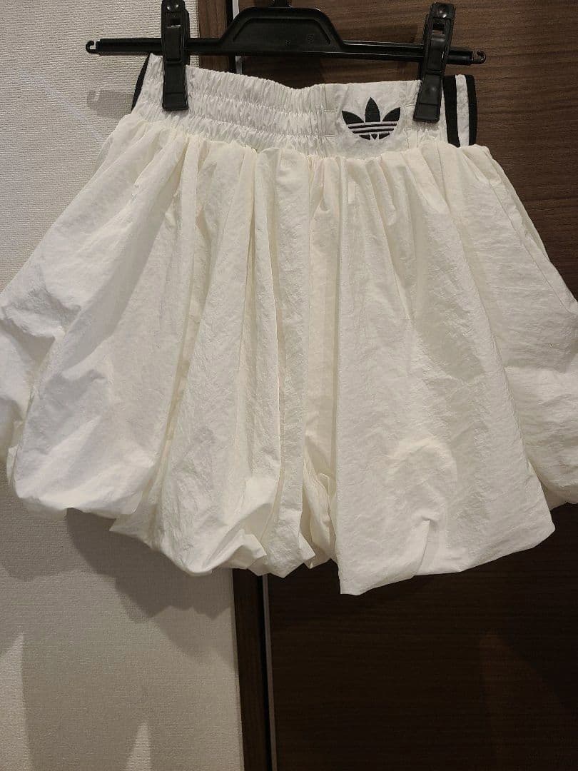 T adidas 日本未発売☆バブルスカート XSサイズ ホワイト