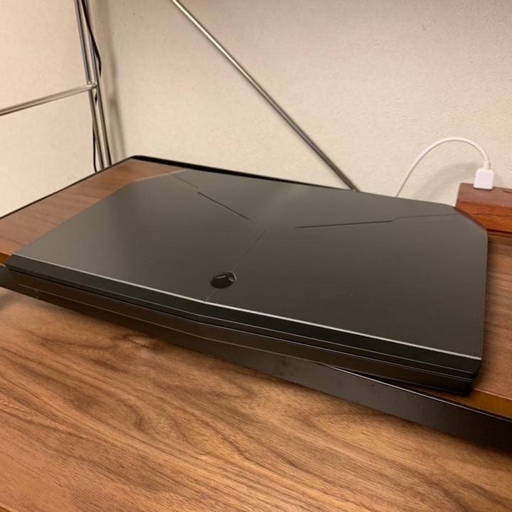 Windowsノート本体 ALIENWARE 13