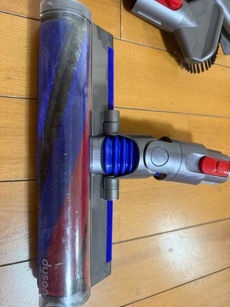 Dyson SV18 コードレス掃除機　スタンド付き　ダイソン