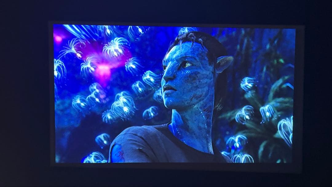 天井取り付け型プロジェクター ホワイト