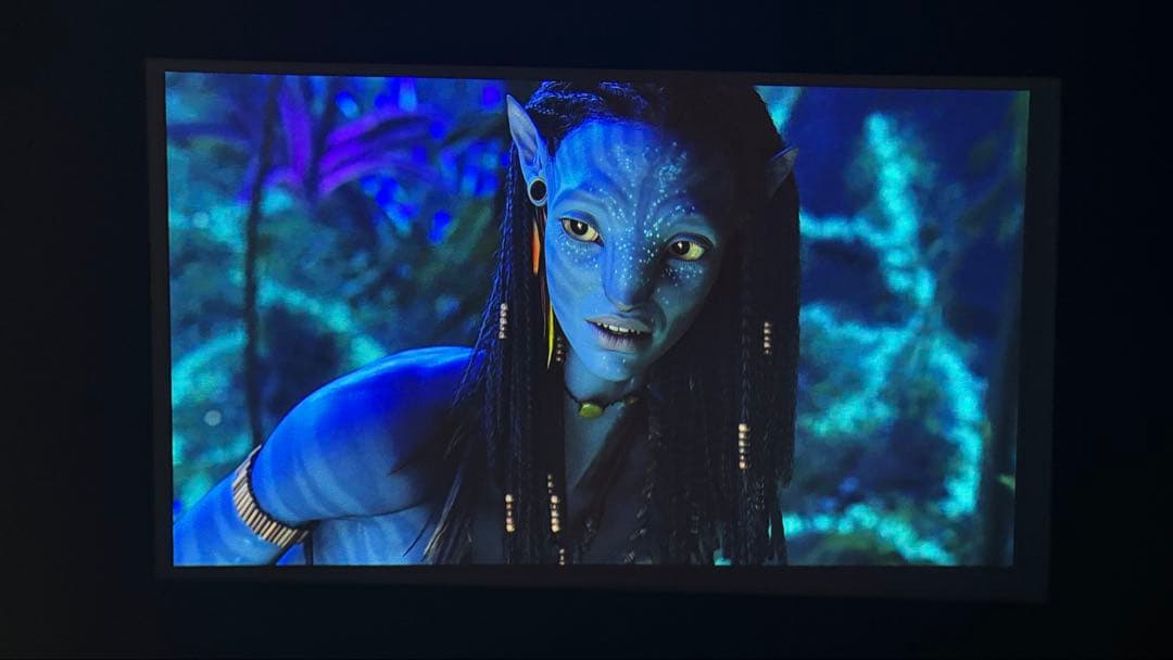 天井取り付け型プロジェクター ホワイト