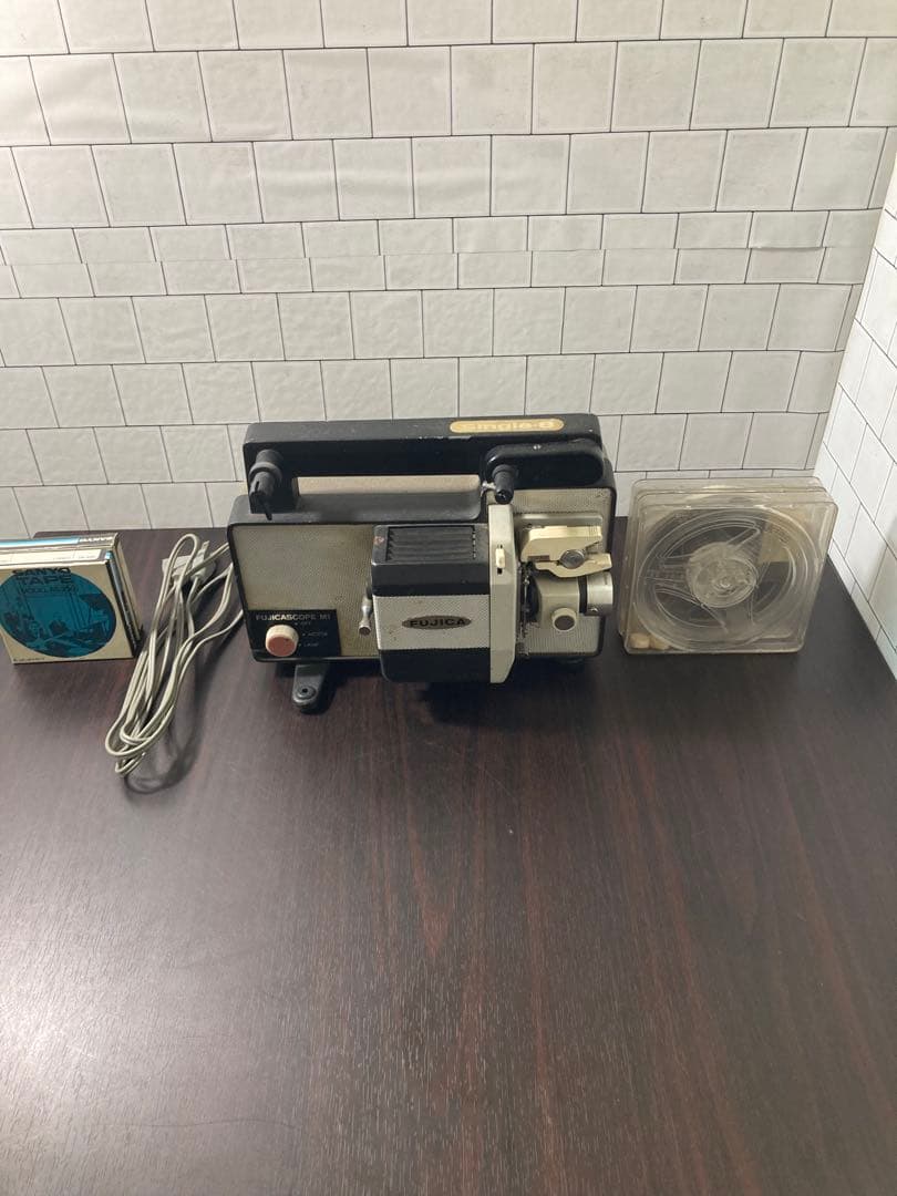 映写機8㍉　　FUJICA
