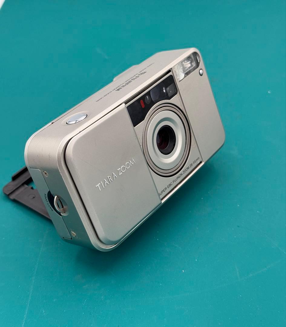 FUJIFILM TIARA ZOOM カメラ