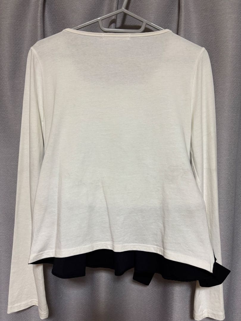 バストボリューム長袖トップス ホワイト/ブラック