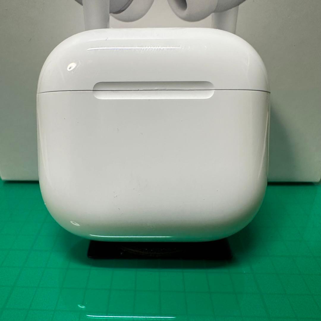 [正規品]AirPods 第4世代 充電ケースのみ ノイズキャンセリングなし