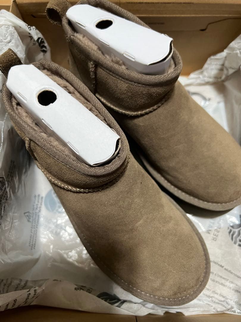 UGG クラシックウルトラミニ　ニューハイツ　23cm