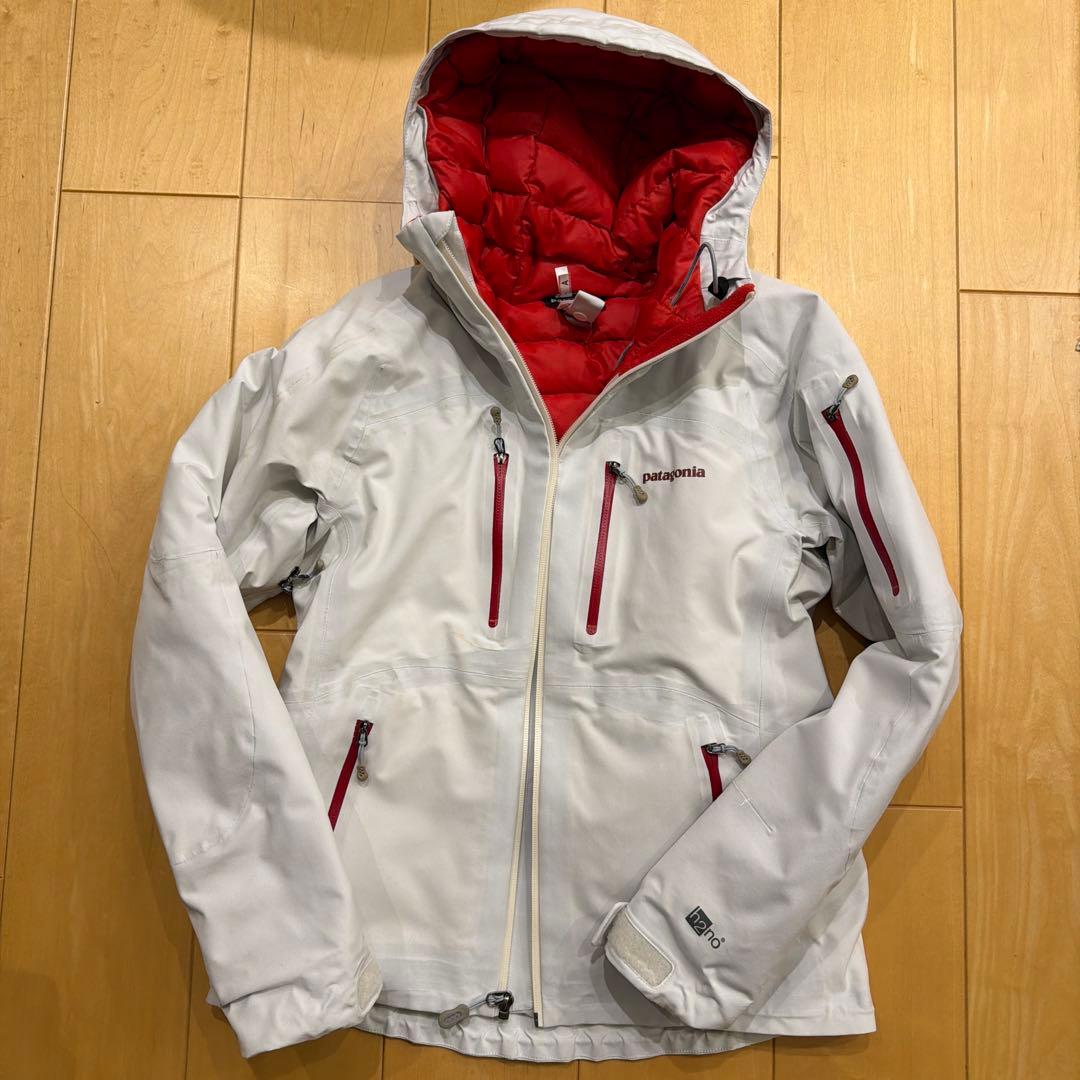 Patagonia women’s ski wear top Size XS
