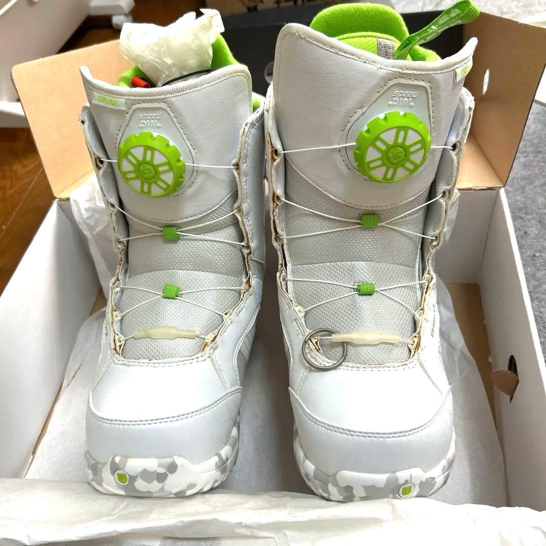 Burton 未使用　ブーツ　25cm デザインGOOD