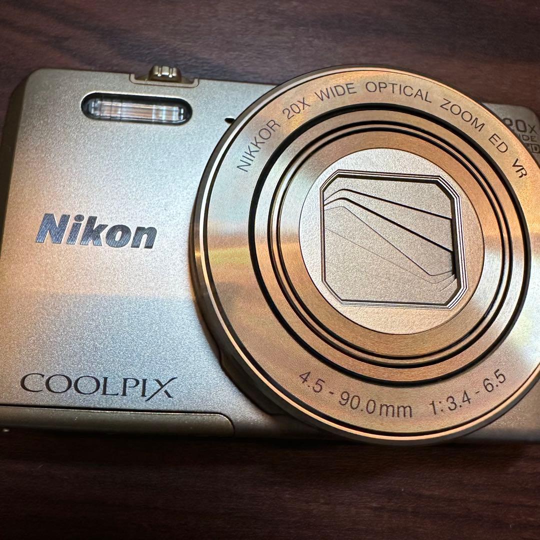 Nikon COOLPIX S7000 デジカメ ほぼ新品 5321