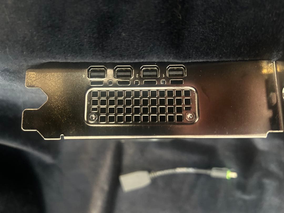 rtx a2000 起動確認済み