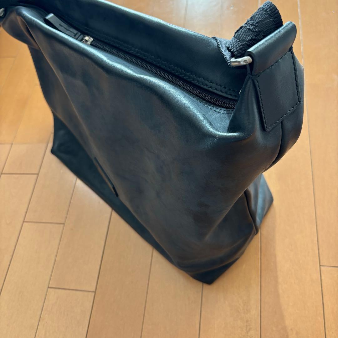 おび Salvatore Ferragamo ショルダーバッグ