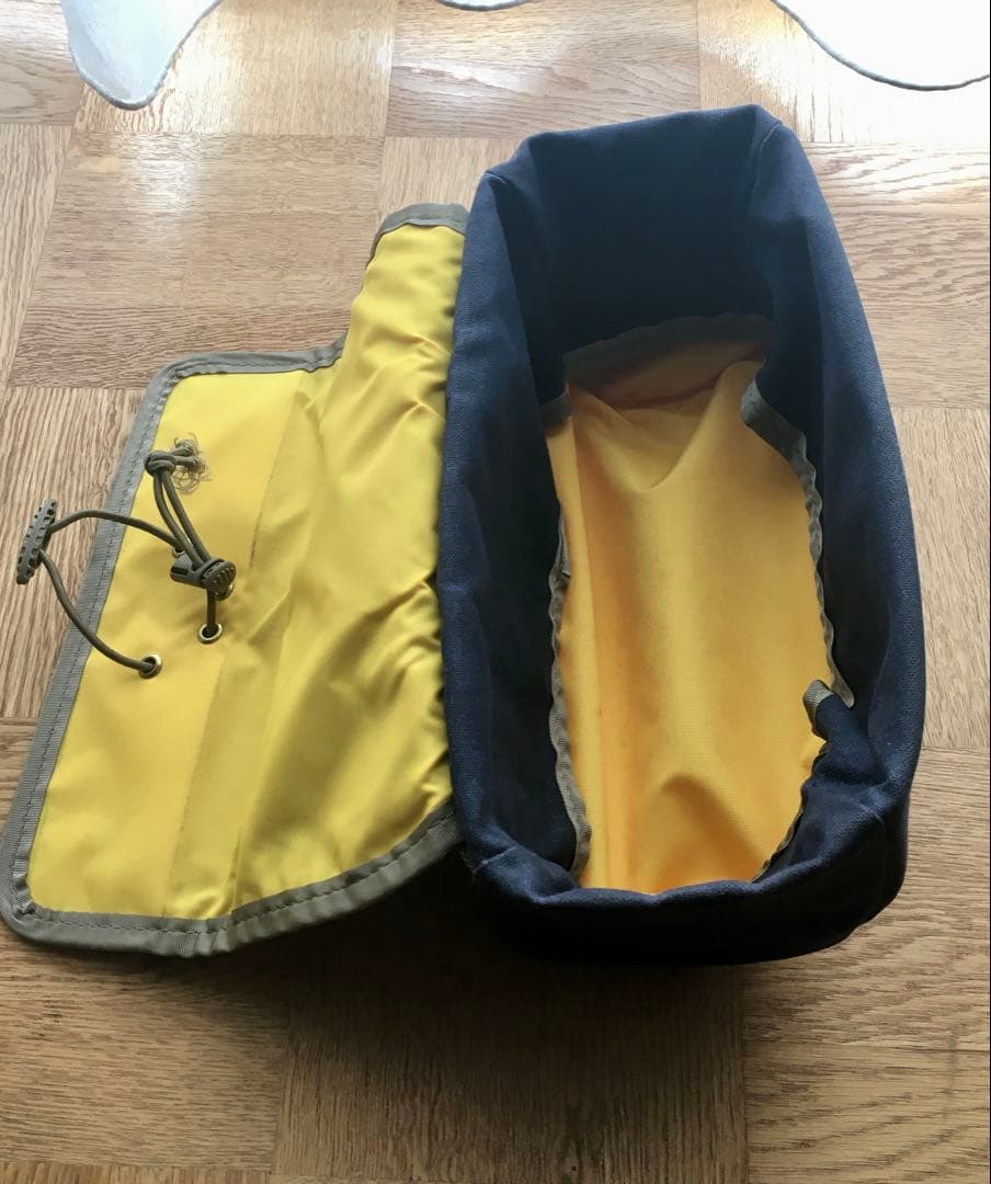 ULTRA ROMANCE （ウルトラロマンス ） ハンドルバーバッグ