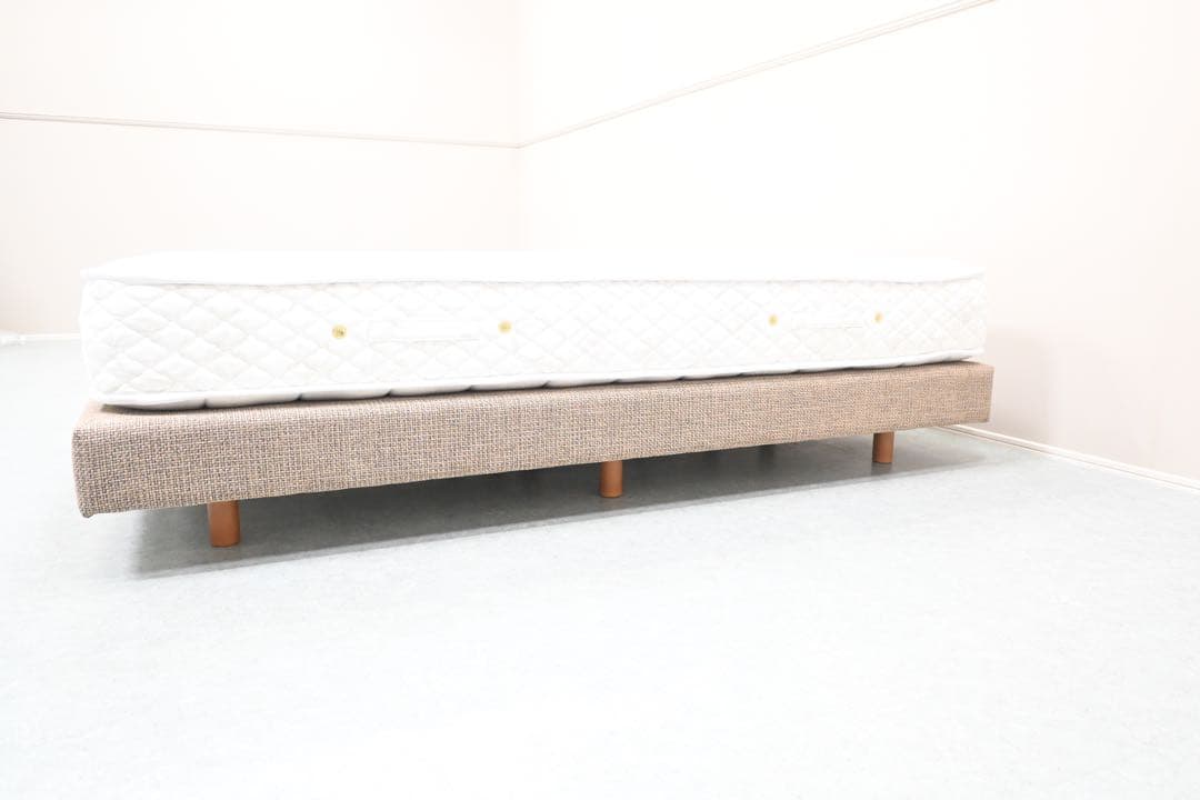 【展示未使用品】NIHON BED 日本ベッド クイーンサイズベッド シルキー