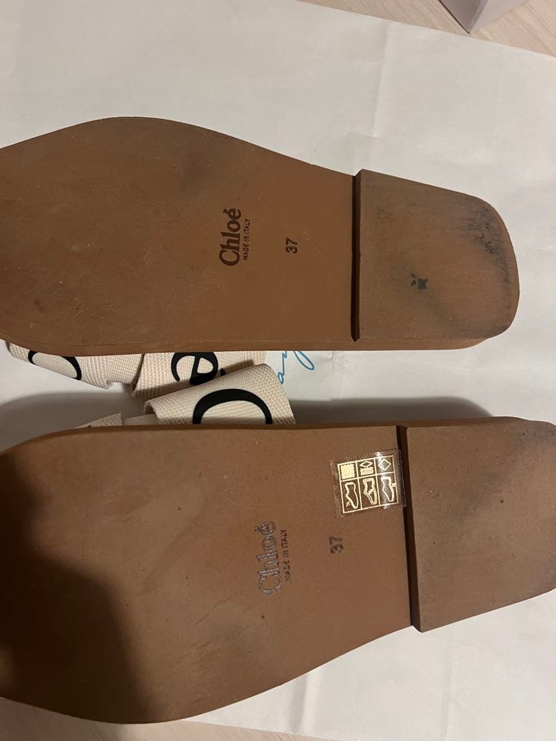 Chloé ロゴ入りサンダル ベージュ・ブラウン