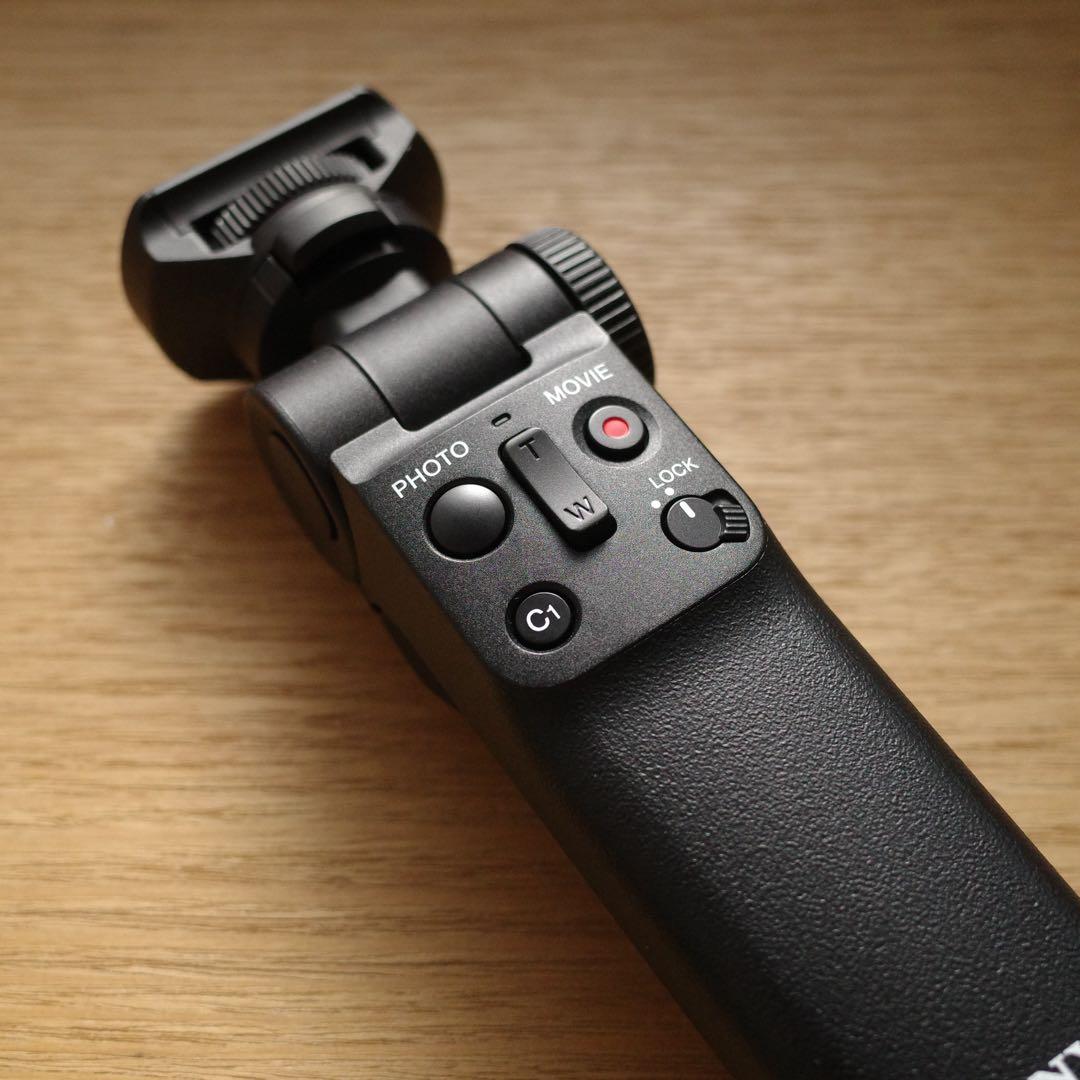 【極美品】SONY ZV-E10 レンズキット、グリップ、バッテリー、おまけ付き