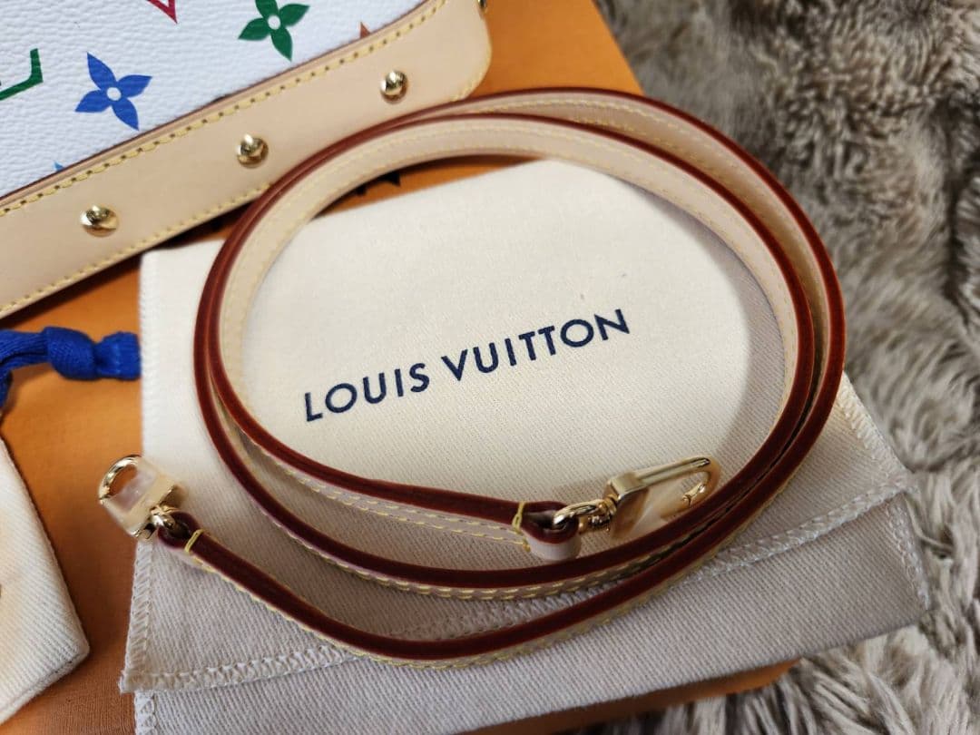 い*ご様 [新品未使用 ]LOUIS VUITTON LV×TM アルマBB M
