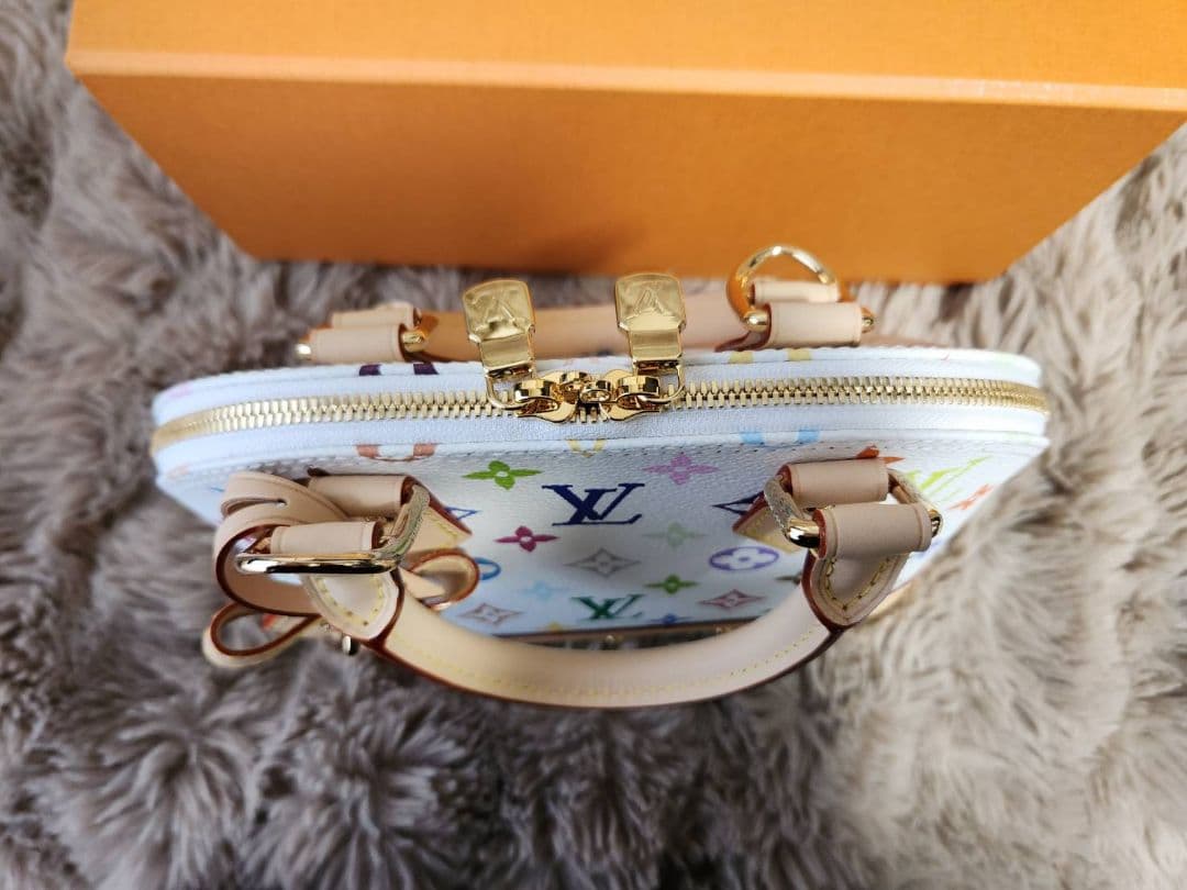 い*ご様 [新品未使用 ]LOUIS VUITTON LV×TM アルマBB M