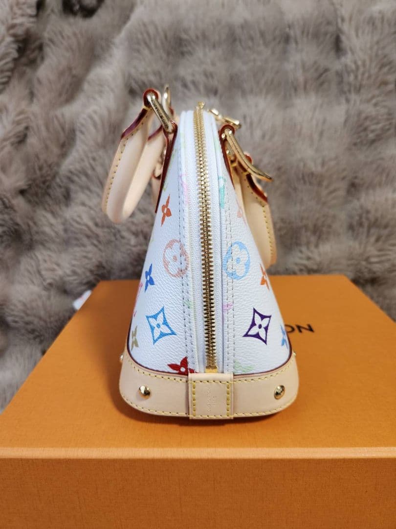 い*ご様 [新品未使用 ]LOUIS VUITTON LV×TM アルマBB M