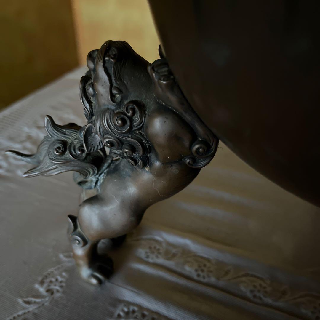 T*s様 ゲキレア透かし彫り　薄端　金属製　三つ足　華道具