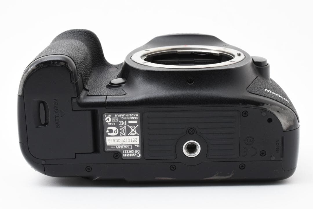 ショット数0回 Canon キヤノン EOS 5D Mark III ボディ