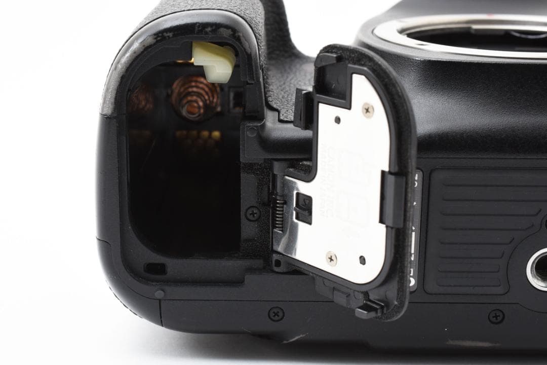 ショット数0回 Canon キヤノン EOS 5D Mark III ボディ