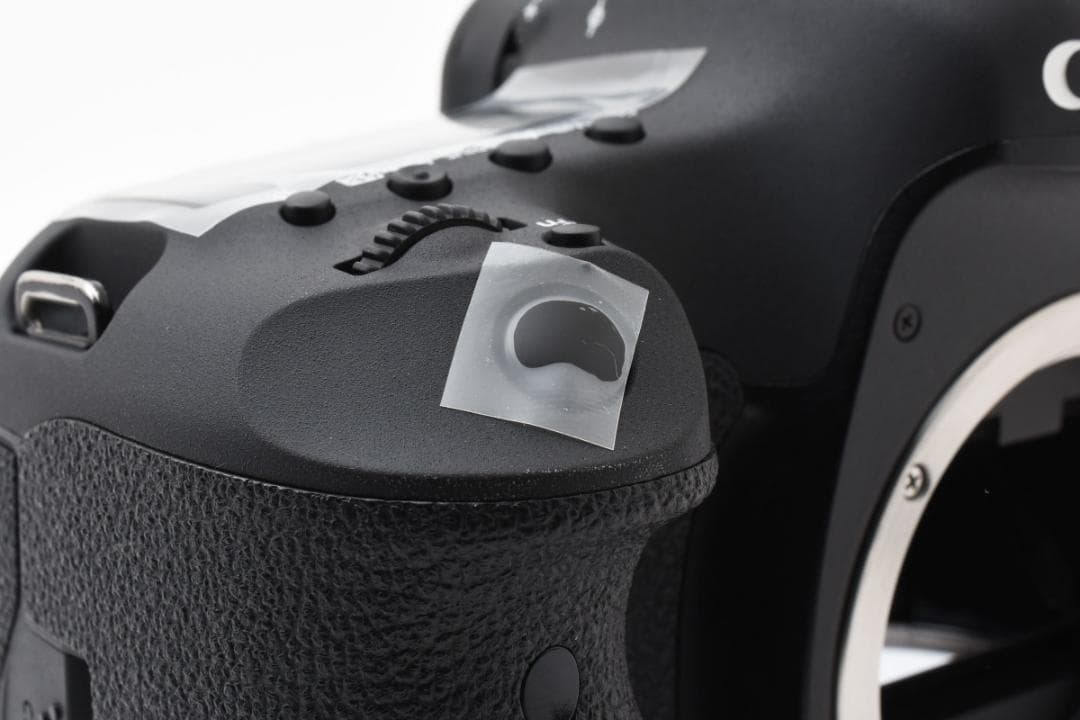 ショット数0回 Canon キヤノン EOS 5D Mark III ボディ