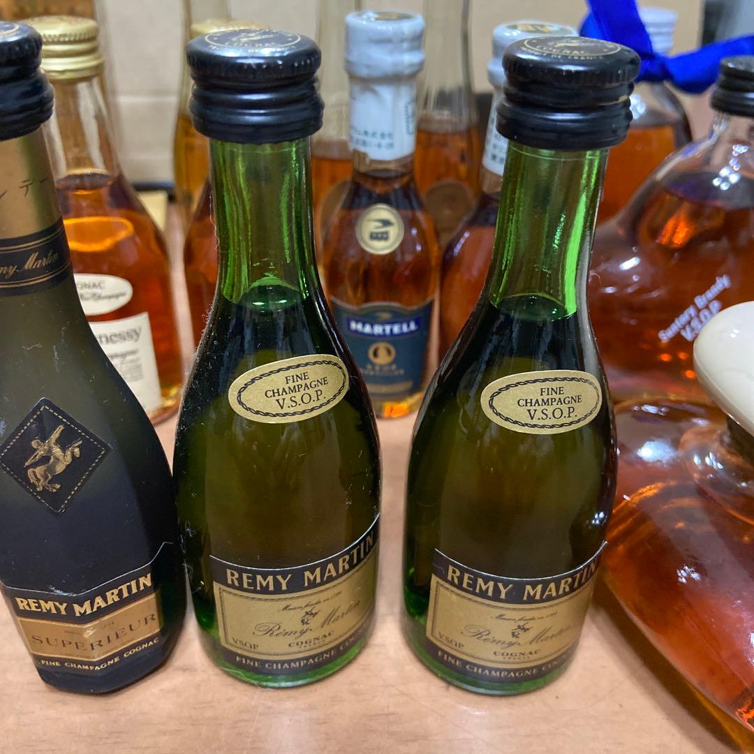 ミニボトルブランデー16本ウイスキー１５本