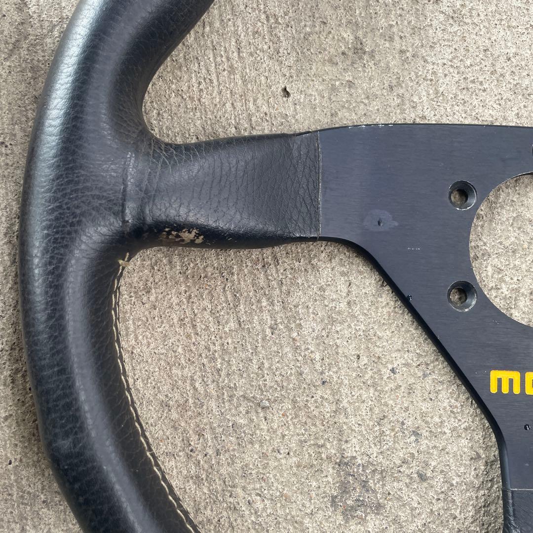 ウッドステアリングホイール momo